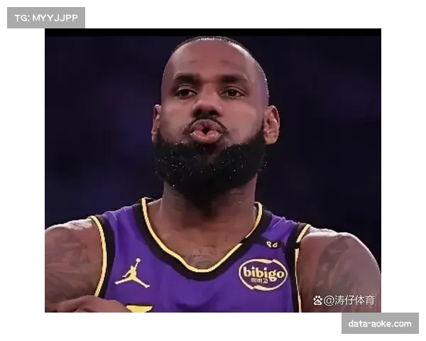 詹姆斯出场时间控制在33分钟 高效打法延长职业生涯